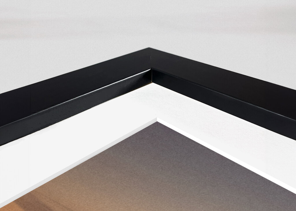 Winterdämmerung: Eine friedliche, schneebedeckte Landschaft