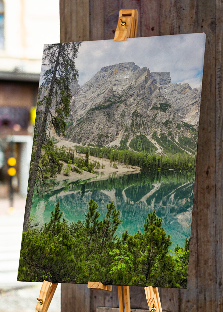 Tranquil Reflections: A Serene Mountain Lake Landscape