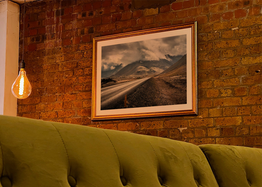 Cesta mezi islandskými horami