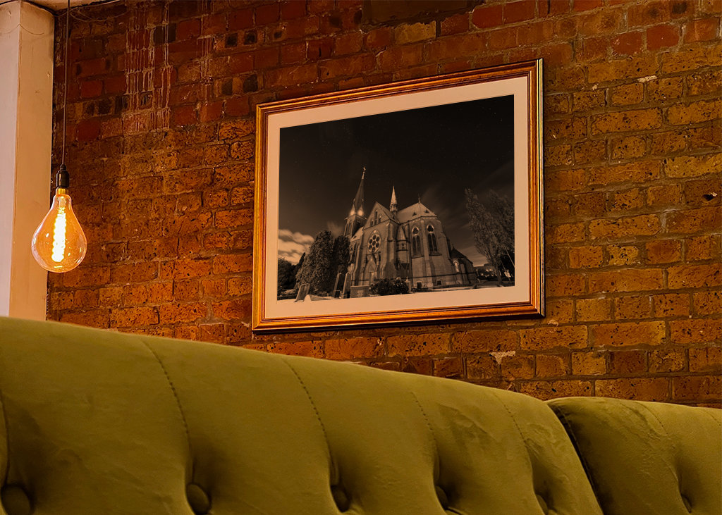 Asmundtorps Kyrka v noci