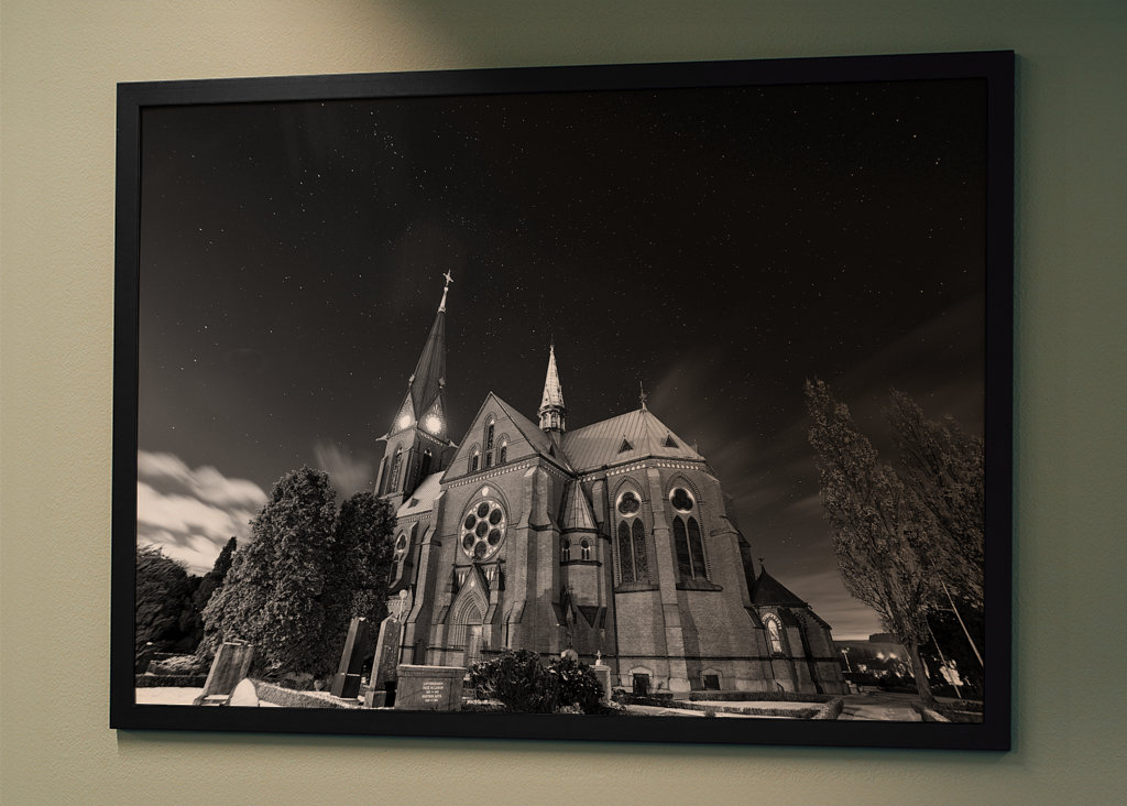 Asmundtorps Kyrka v noci