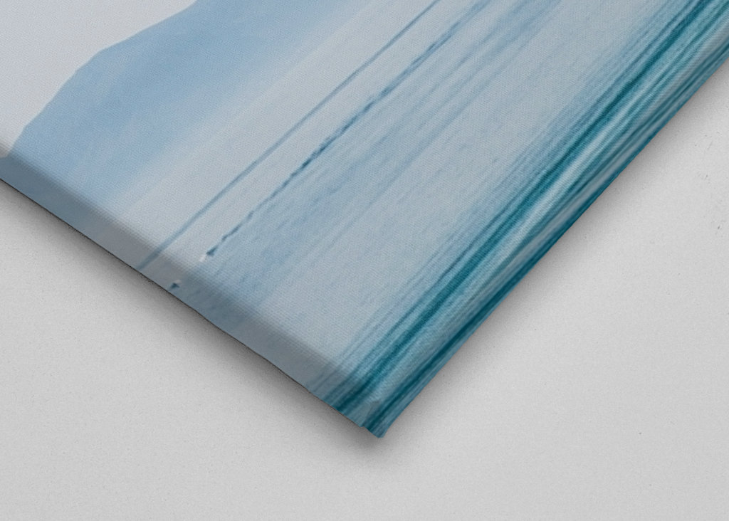 Kék-tenger és hegyek