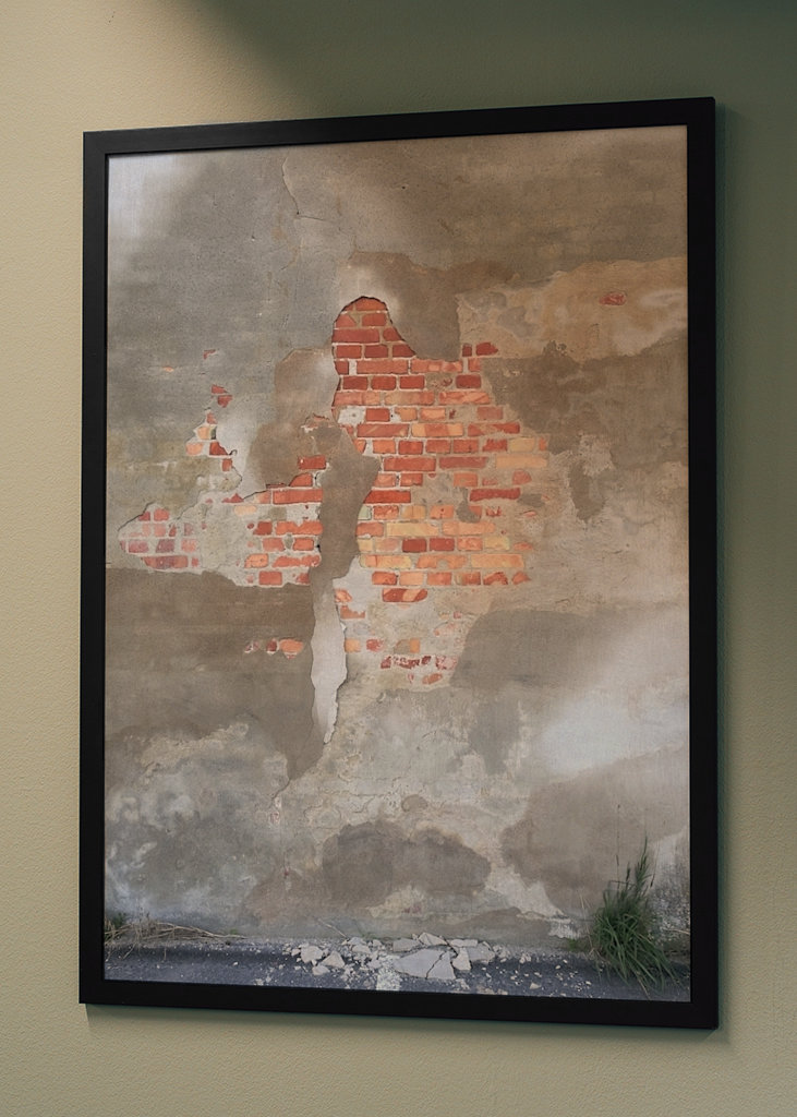 Zastrčená cihlová zeď