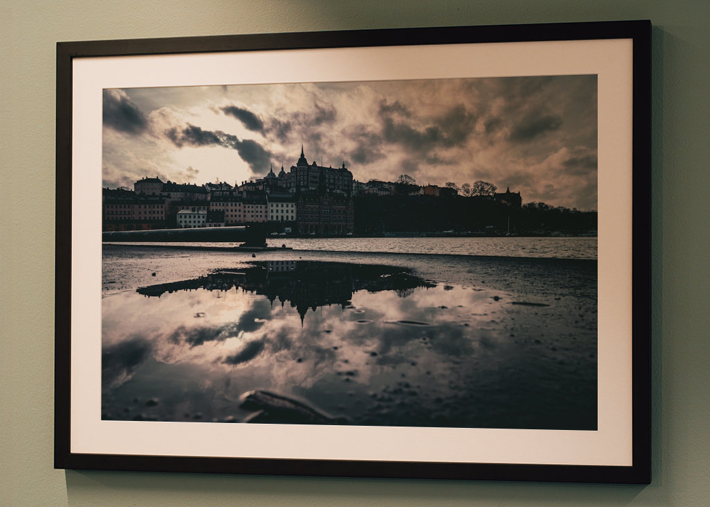 Söder Mälarstrand reflects