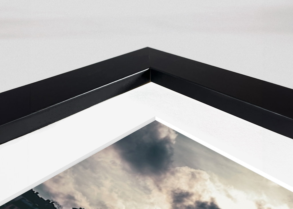 Söder Mälarstrand reflects