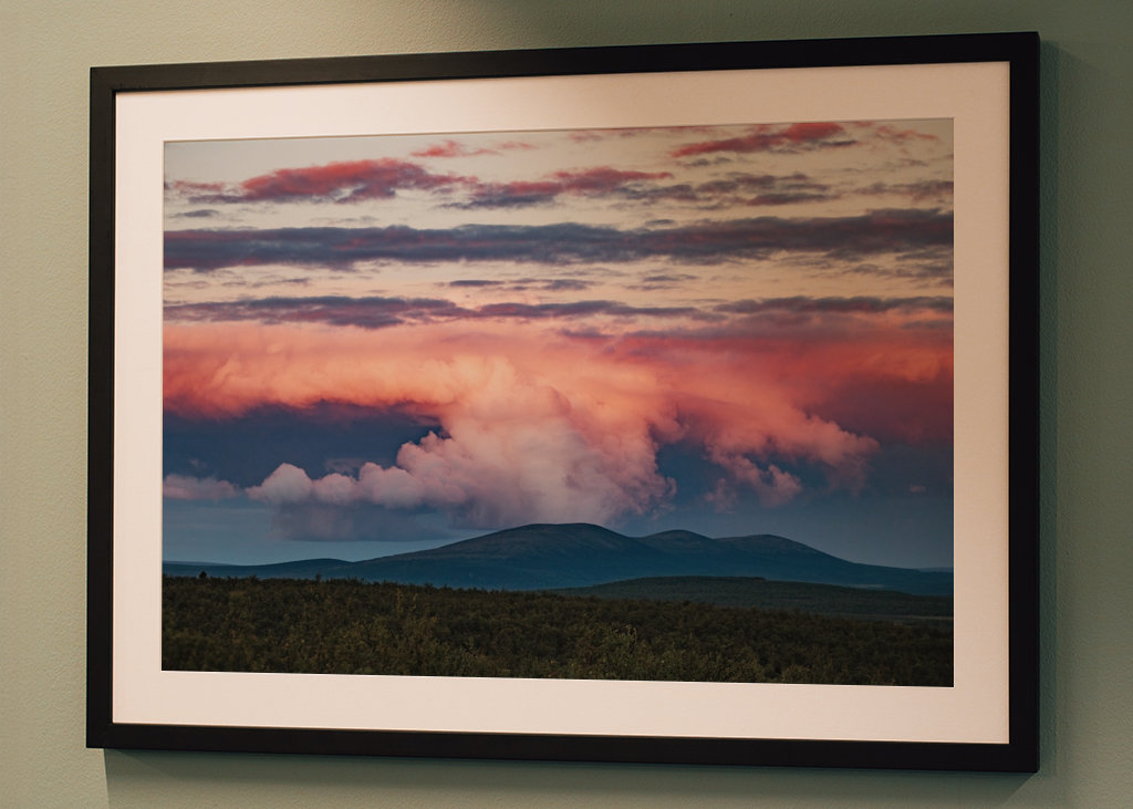 Auringonlasku Lapin tuntureilla