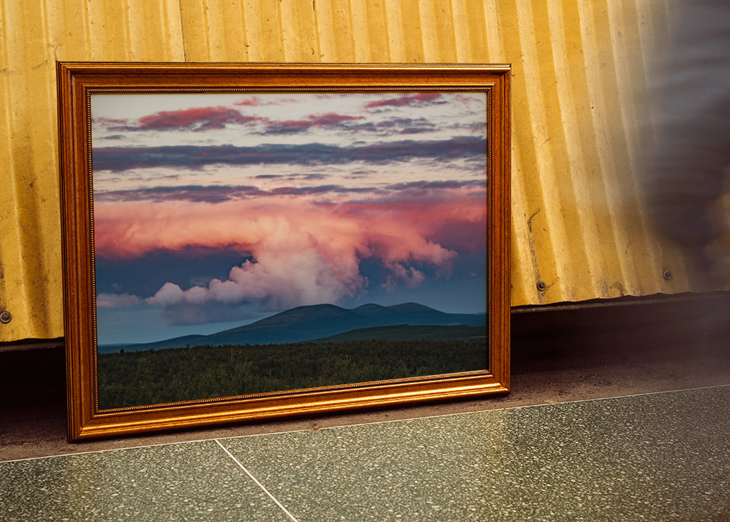 Auringonlasku Lapin tuntureilla