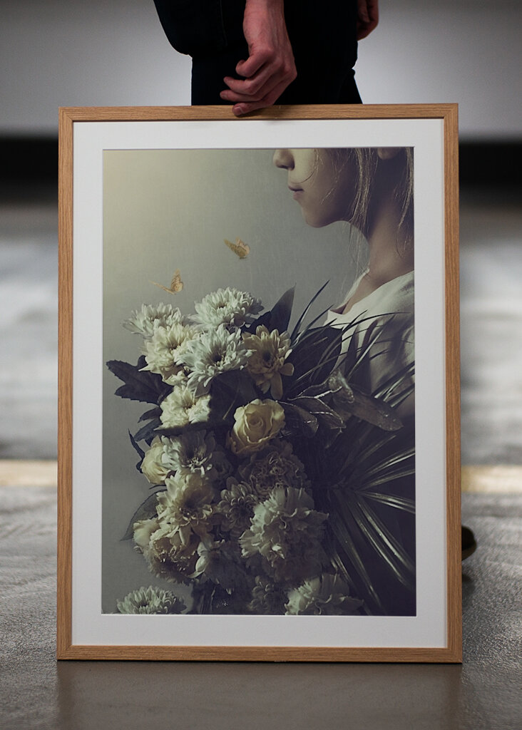 Das Mädchen mit dem Strauß