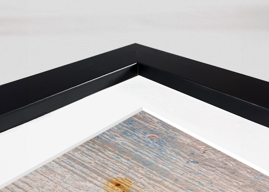 Čelist na rezavém dřevě