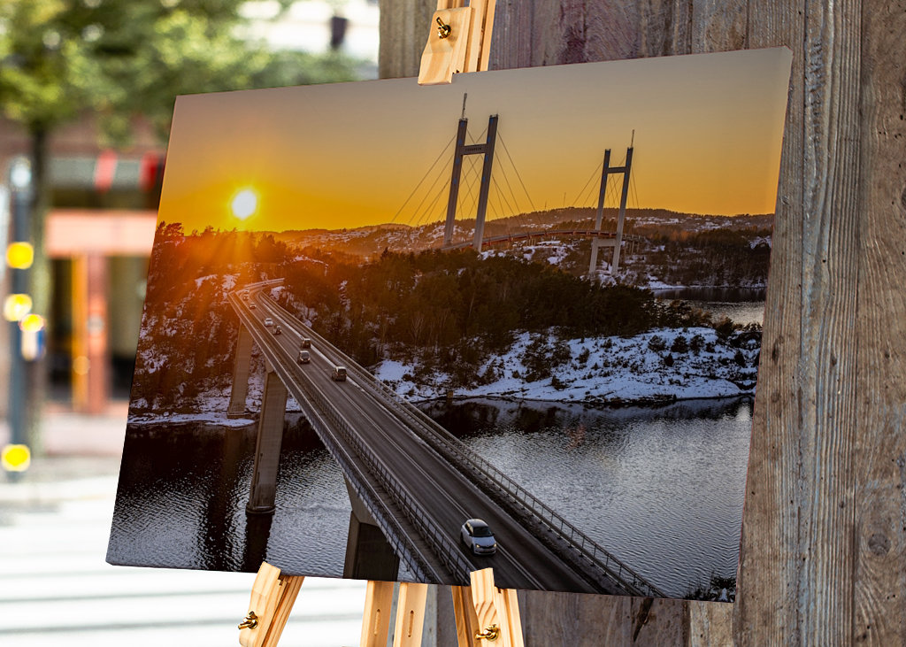 Západ slunce nad mosty Tjörn