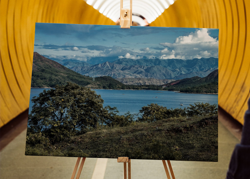The mountains and the Lake