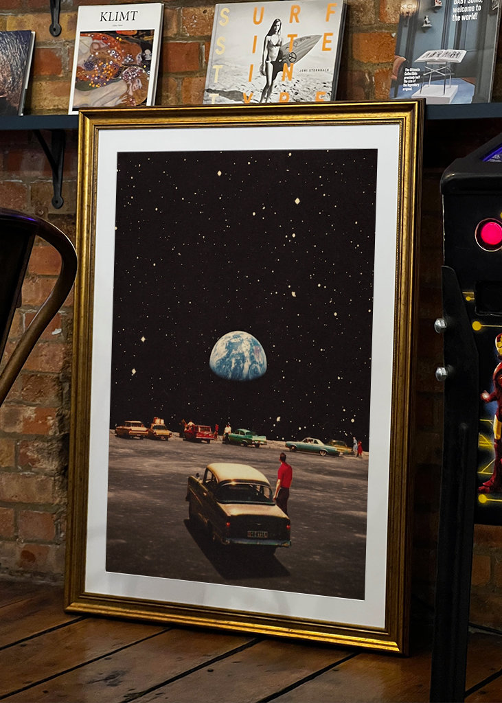 Missing Home: Retro Sci-fi Art