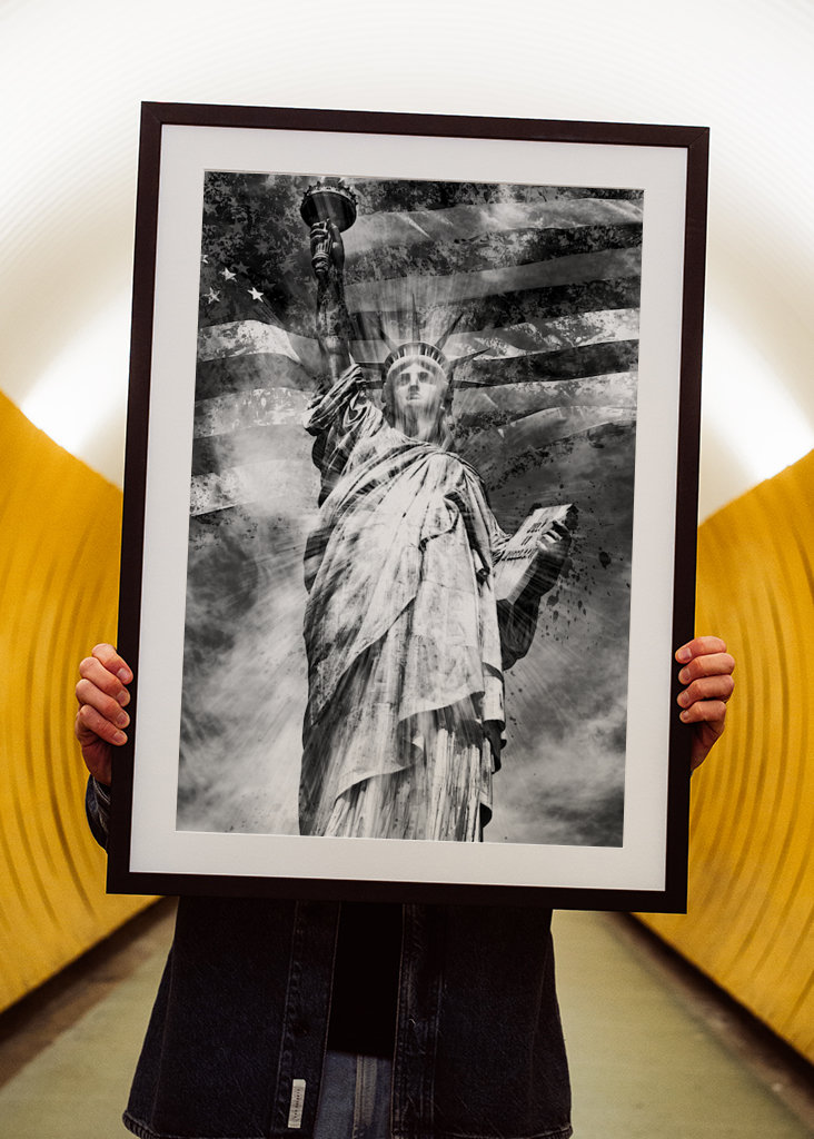 Modern Art STATUE OF LIBERTY