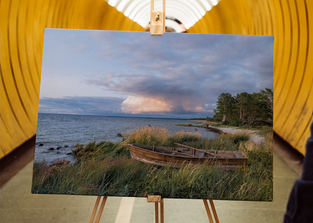 Old boat at the coast