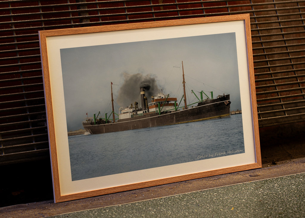 Steam cargo ship MacKarra