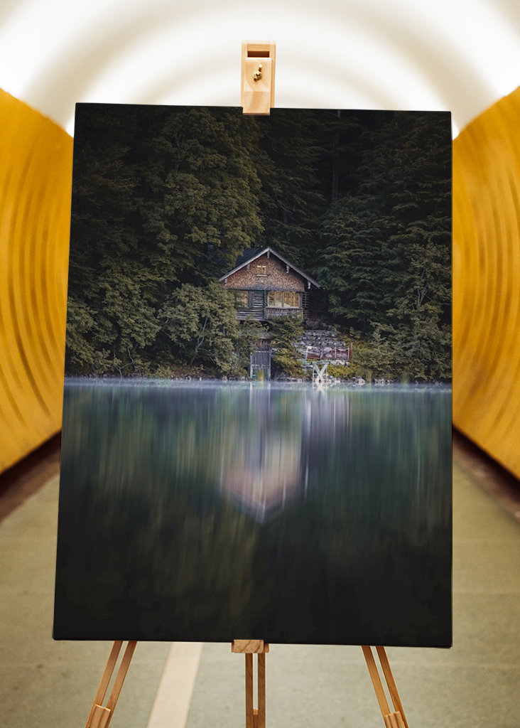 Einsame Hütte am See