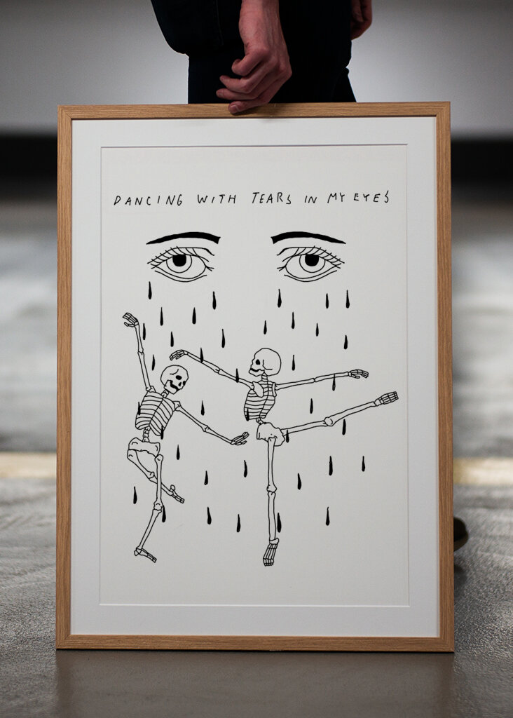 tanzen mit Tränen in den Augen