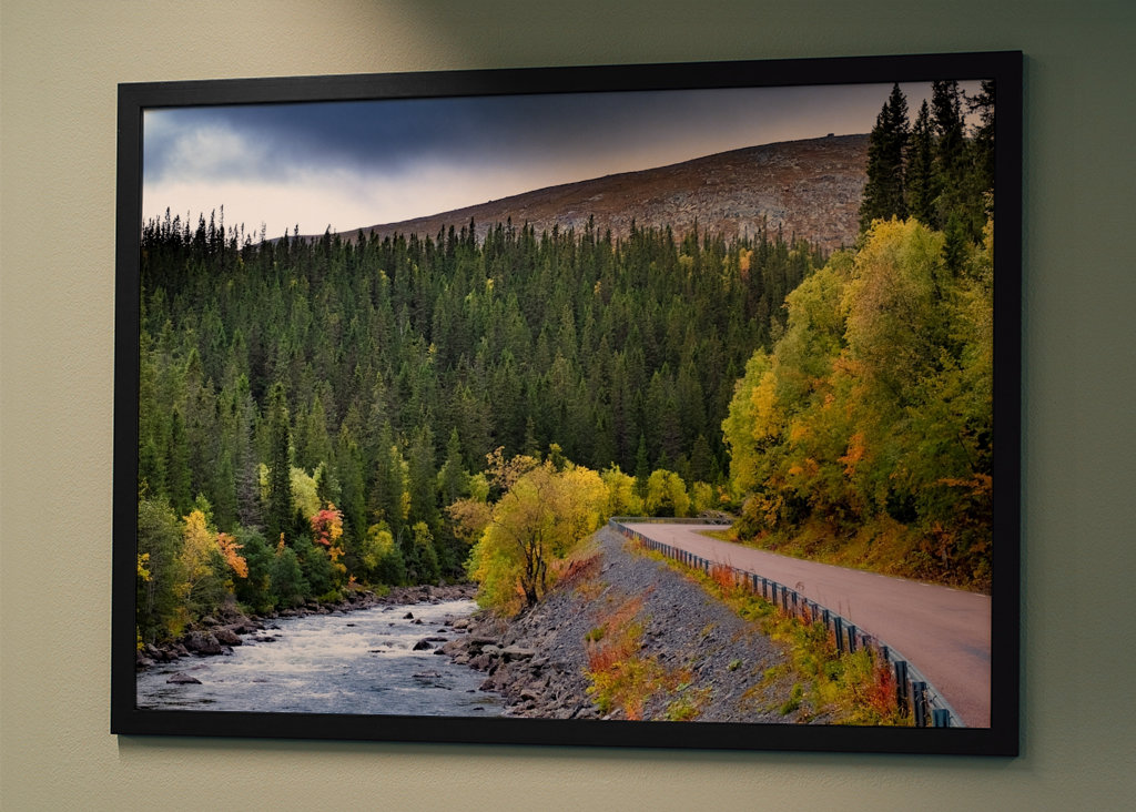 Mountain road in autumn garb.