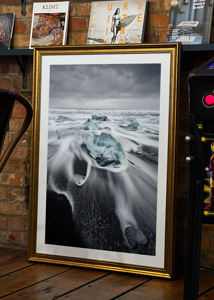 Eisblöcke in der Brandung