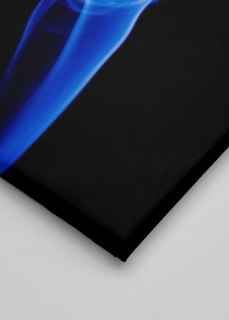 Kadzidło w niebieskim odcieniu