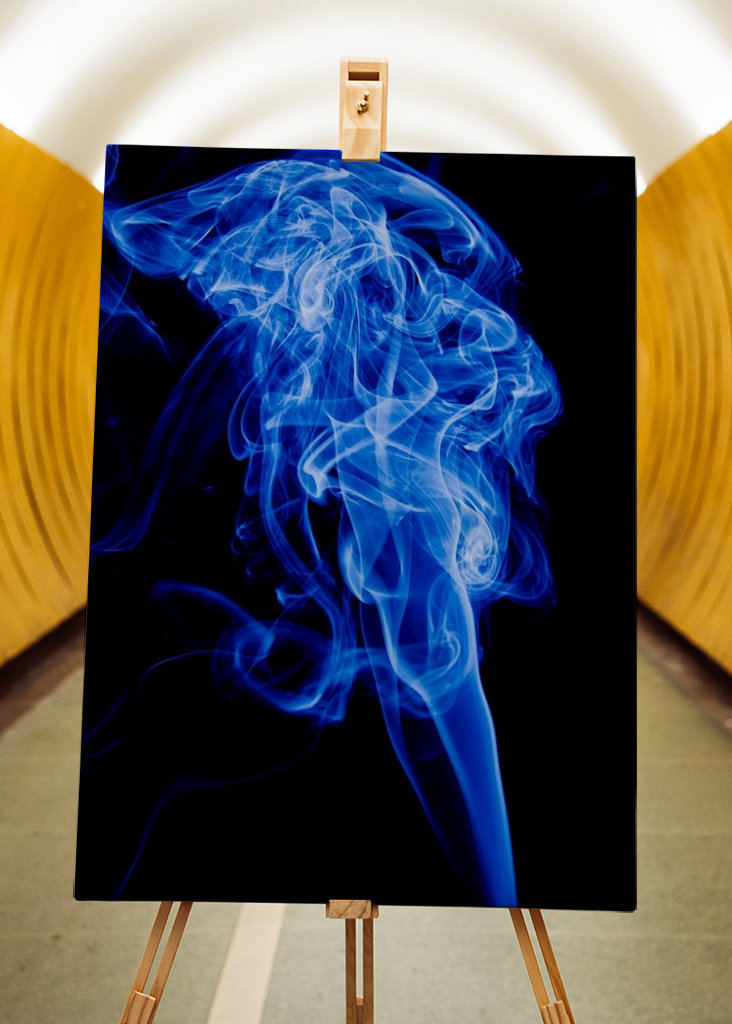 Kadzidło w niebieskim odcieniu