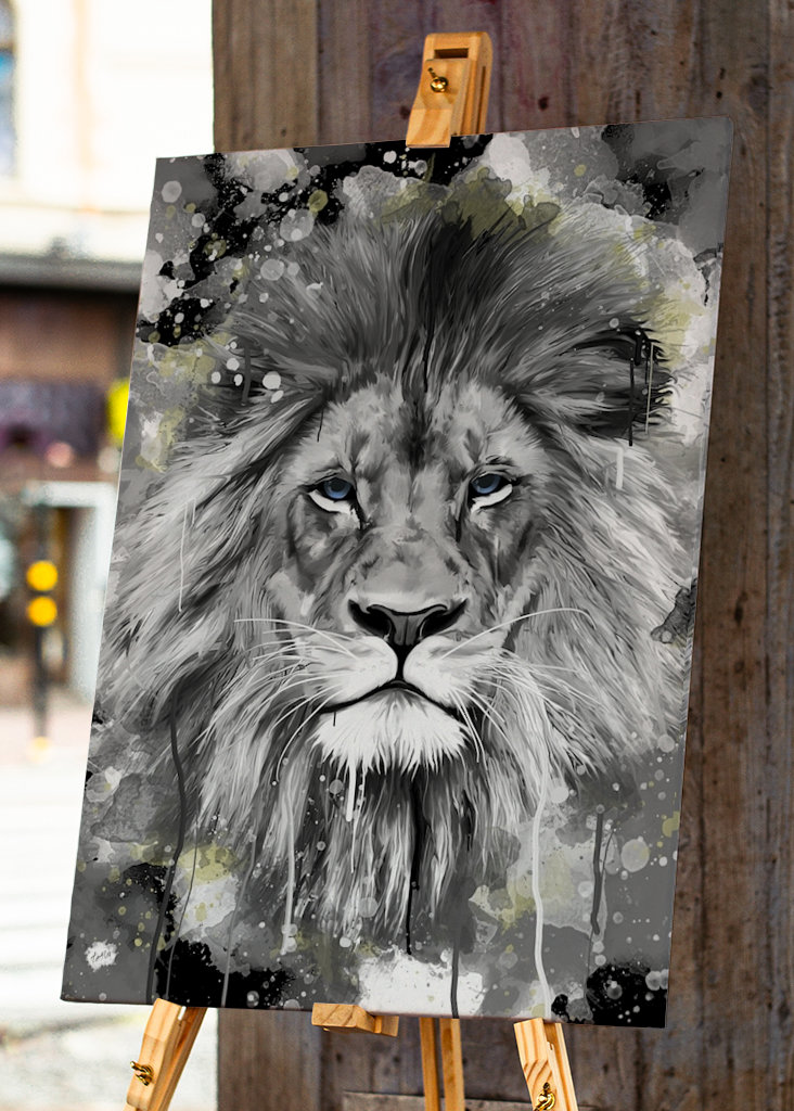 Lion Black and white