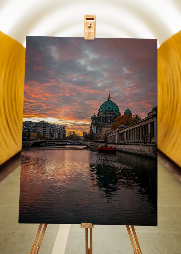 Berliner Dom Morgenrot