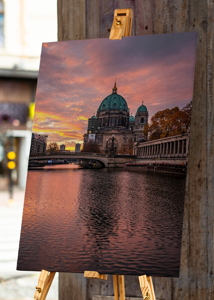 Berliner Dom Morgenrot