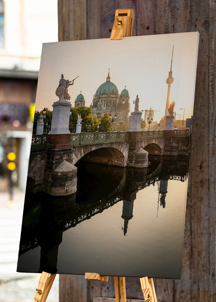Berliner Dom zu Sonnenaufgang