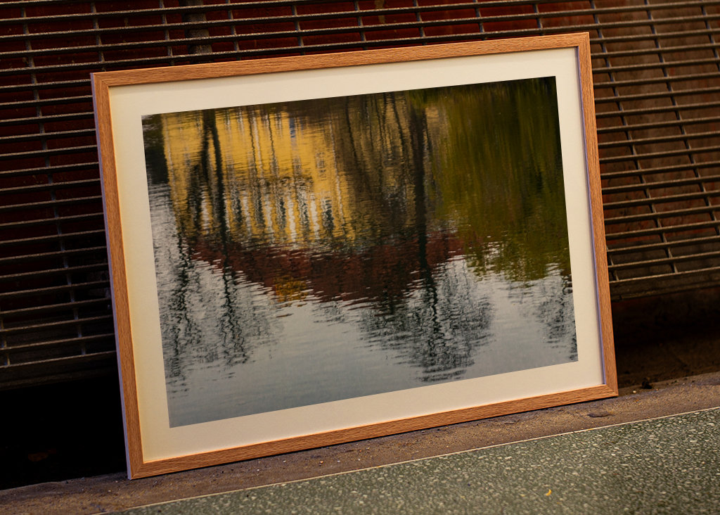 Historisches Gebäude im Spiegel