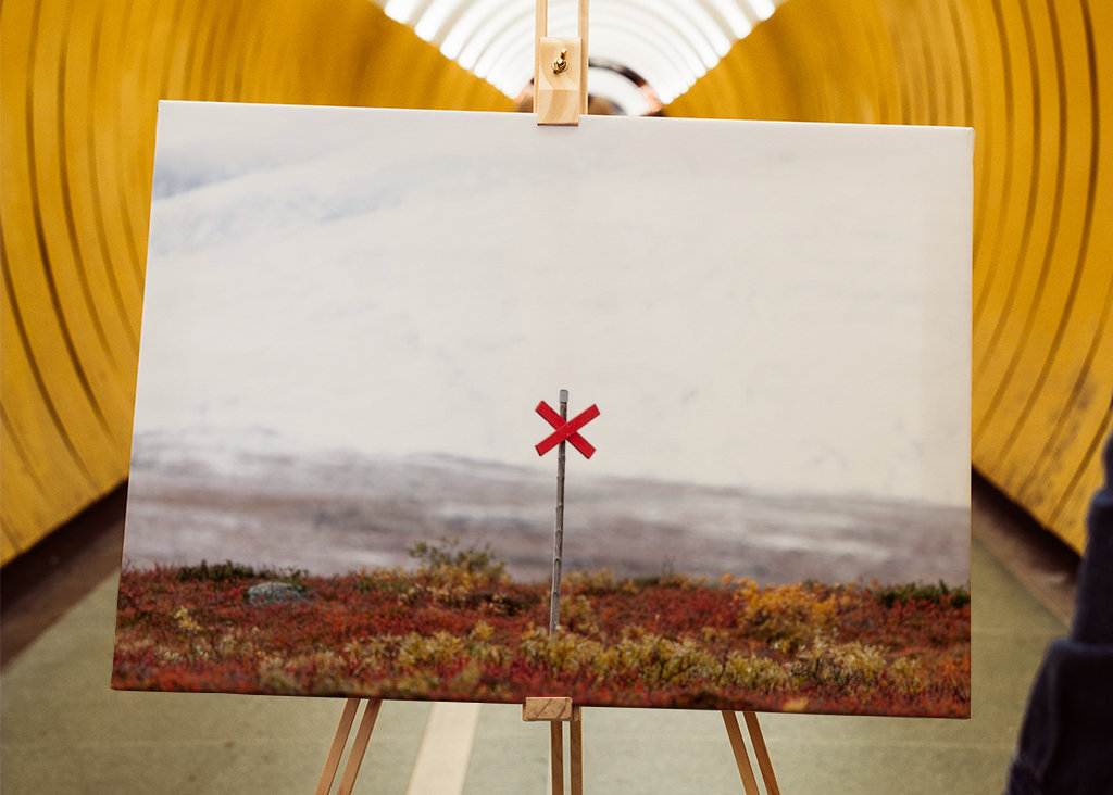 A Swedish winter trail sign