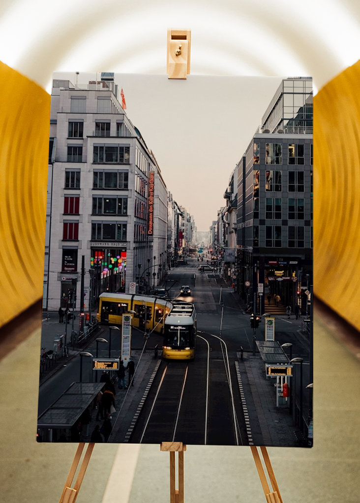 Berlin Friedrichstrasse & sporvogn