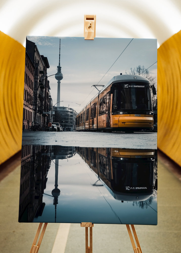 Straßenbahn und Fernsehturm 2
