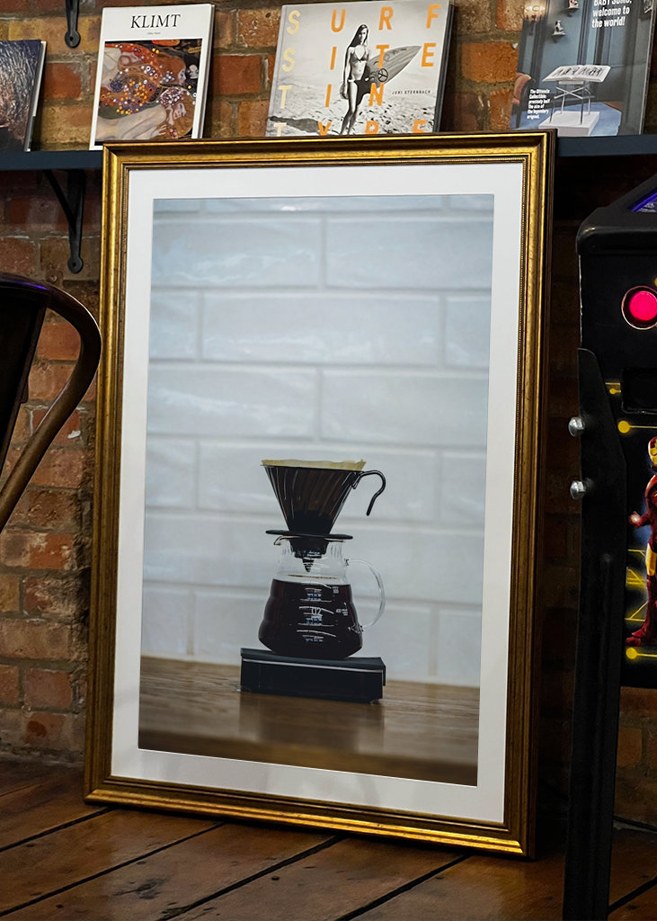 Filtrovaná káva na váze v kuchyni