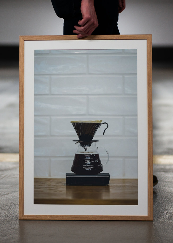 Filtrovaná káva na váze v kuchyni