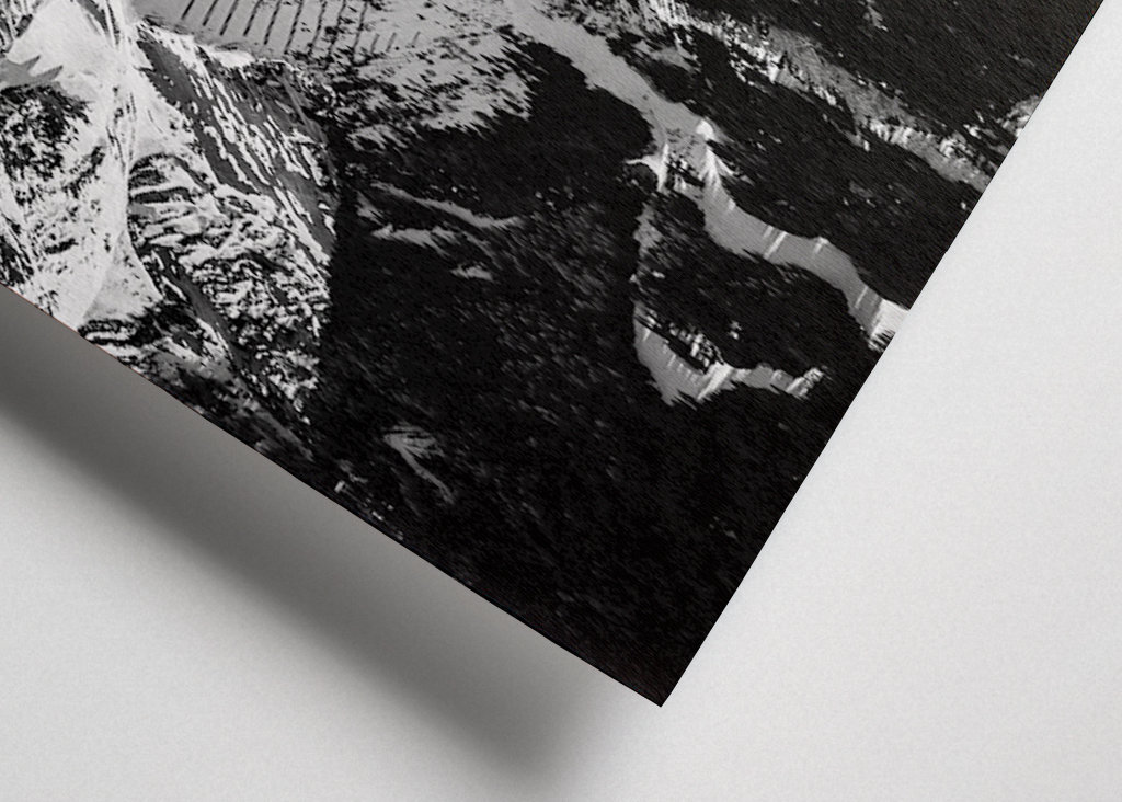 Dolomity v černé a bílé