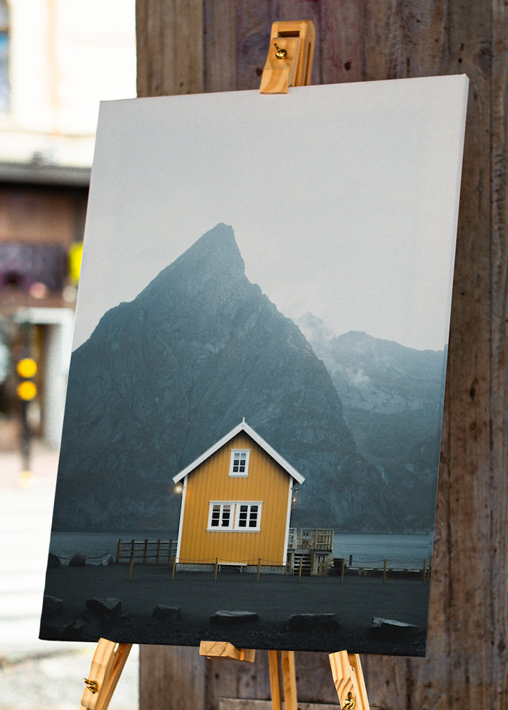 Gelbes Haus auf den Lofoten