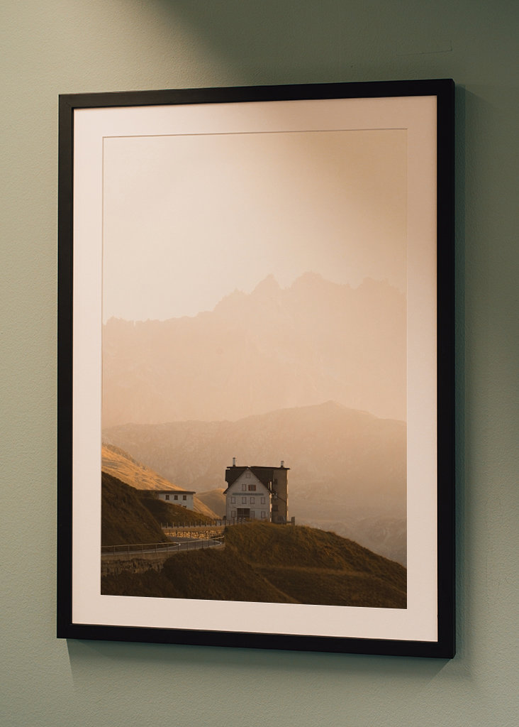 Hus ved det schweiziske bjergpas