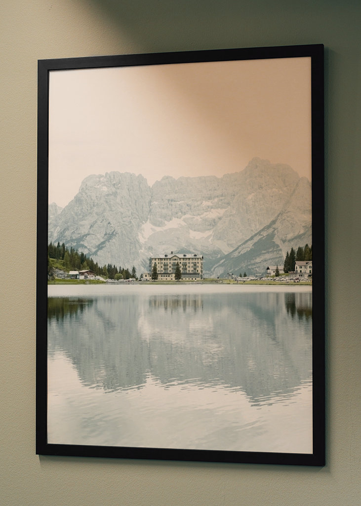 Hotel ved bjergsøen