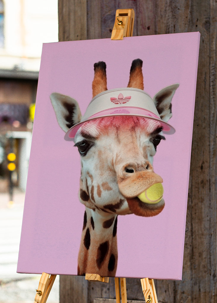 Tennis Giraffe
