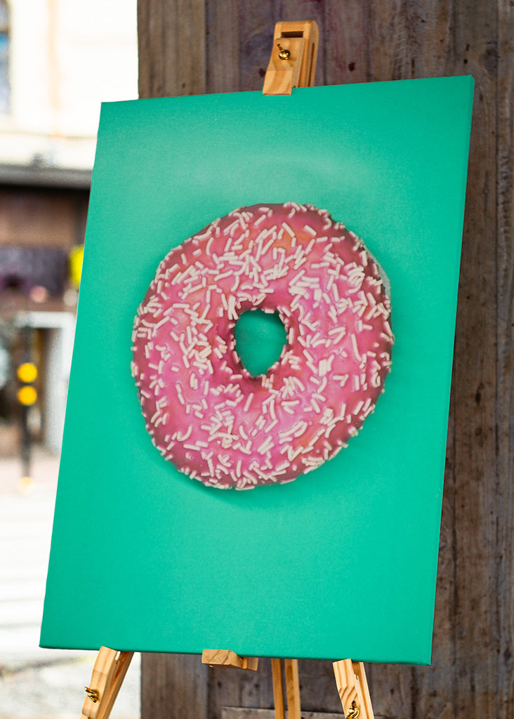 Donut - pink on green