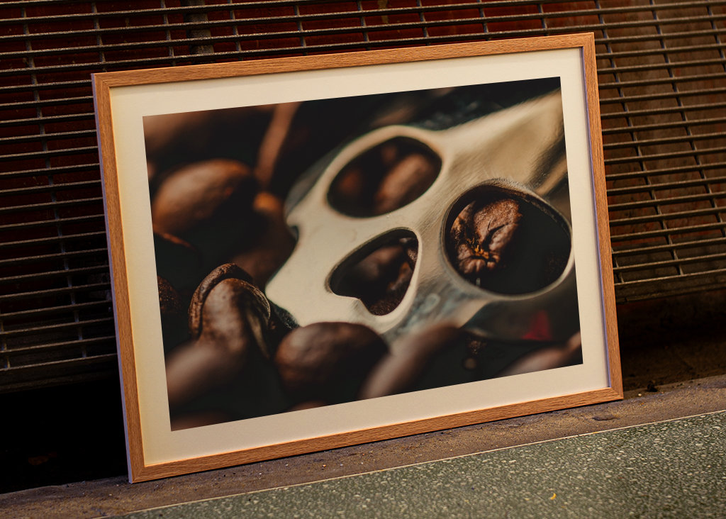 Kraniet blandt kaffebønner