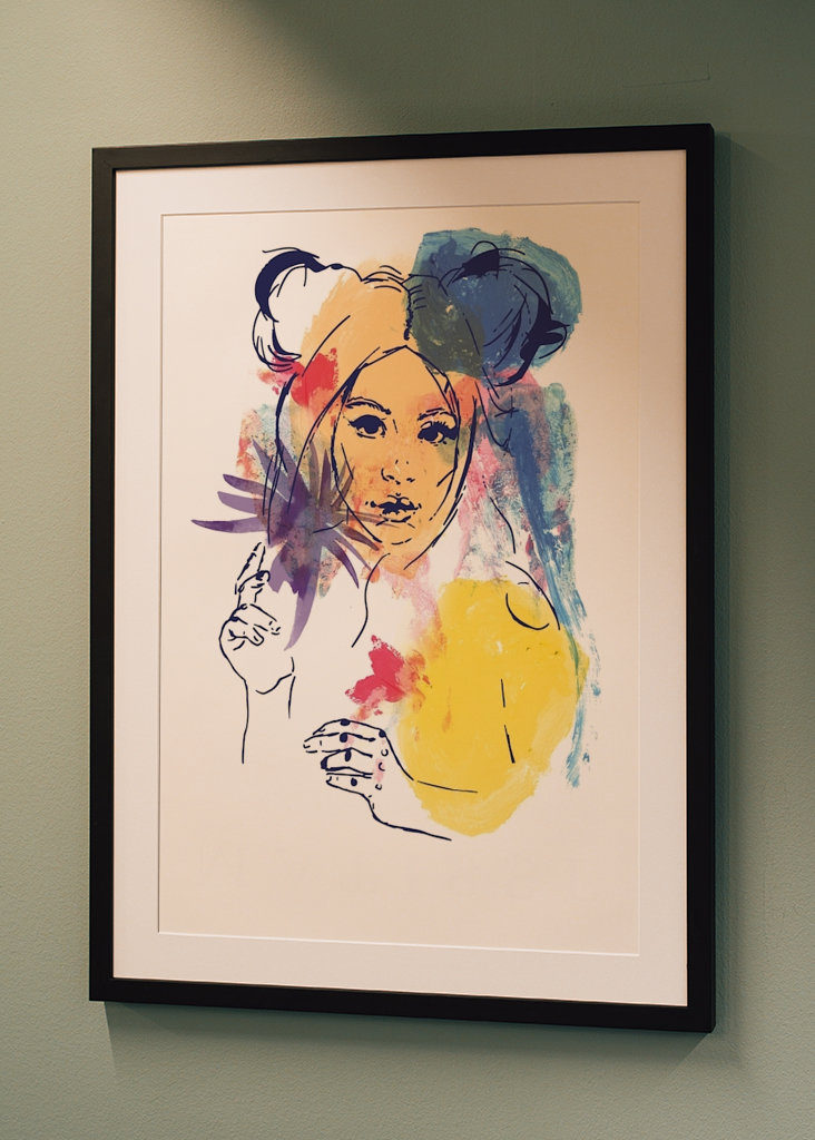 Portrait avec des fleurs