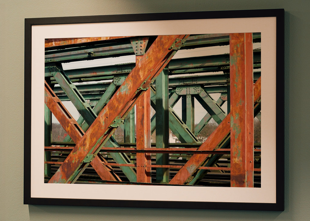 Rostige Eisenbahnbrücke