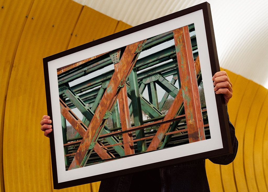 Rostige Eisenbahnbrücke