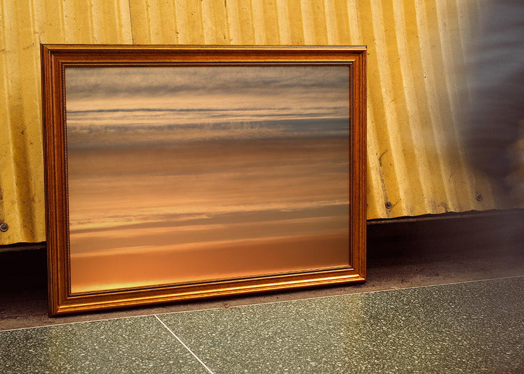 Barevné pruhy na obzoru