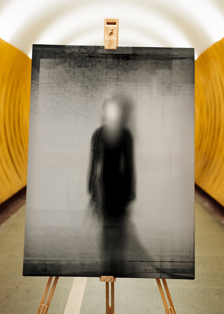 Black and white figure nr3