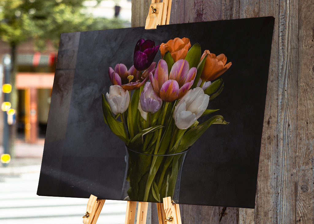 In the fog a bouquet of tulips