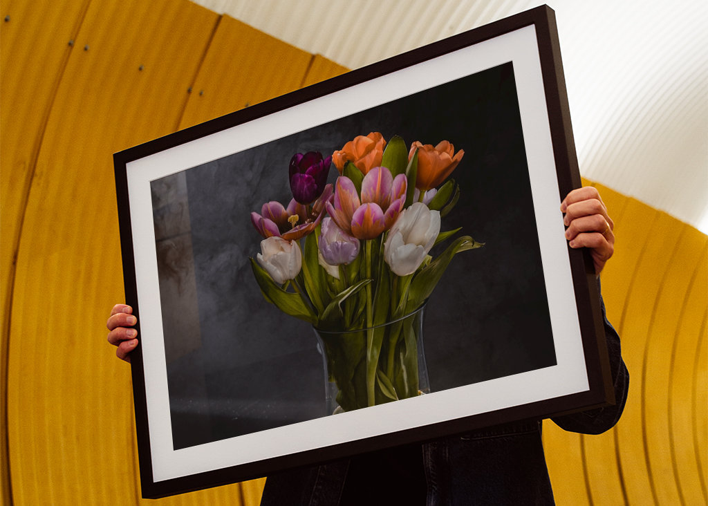 In the fog a bouquet of tulips