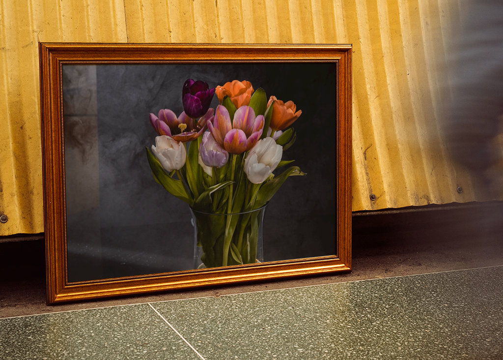 In the fog a bouquet of tulips